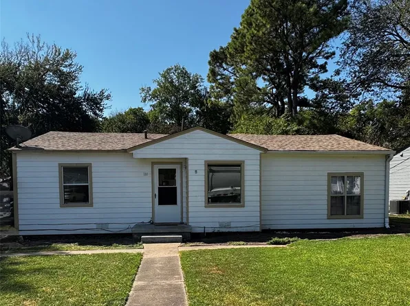 111 Atkinson Dr, Sherman, TX 75092