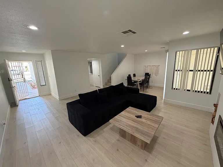 3004 Ocean View Dr — Photo 13
