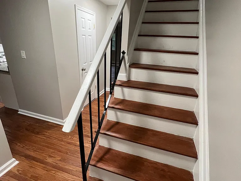 5748 Yellowrose Ct — Photo 7