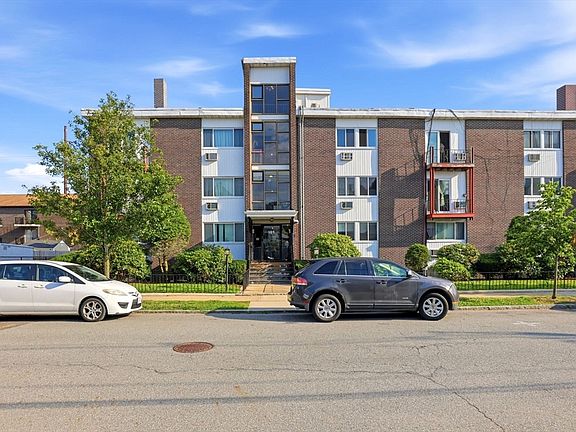 2nd image of 101 Waite St APT C5