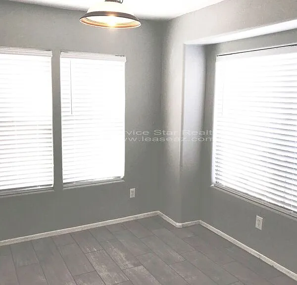 25235 W La Mont Ave — Photo 6