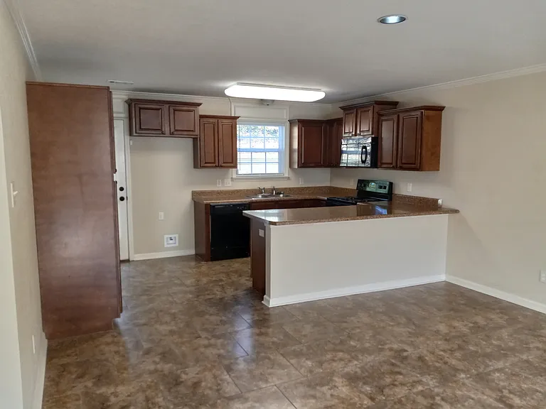 6110 Petit Jean Dr — Photo 3