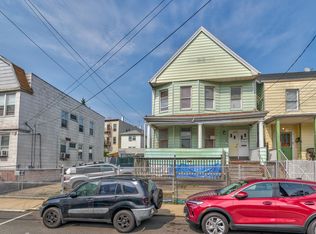 218 Lembeck Ave #1, Jersey City, NJ 07305