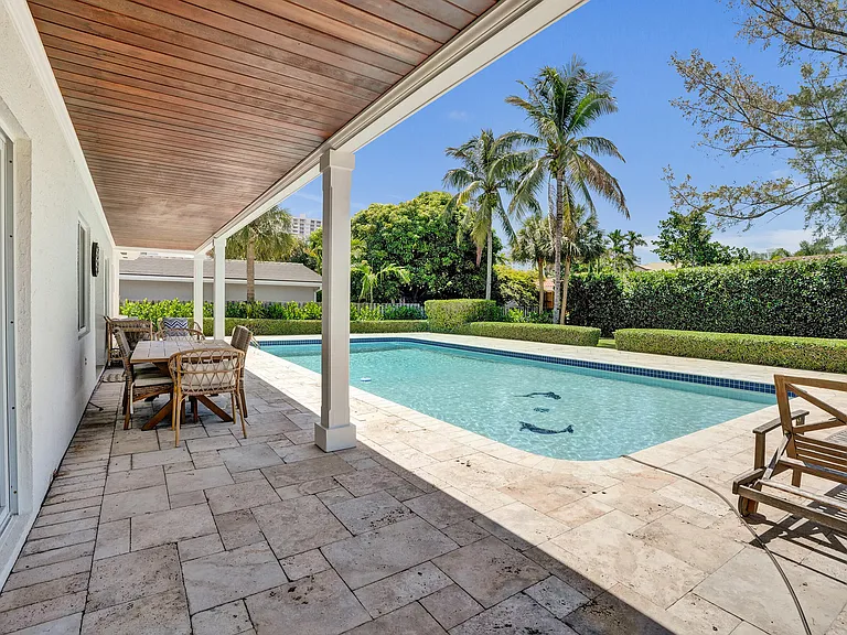 248 Codrington Dr — Photo 46
