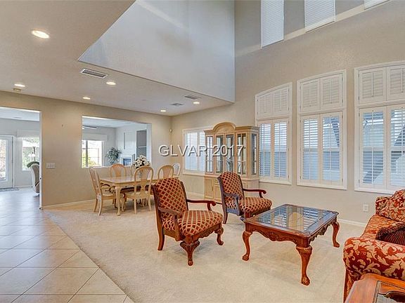 4th image of 7228 Crescentville Ave