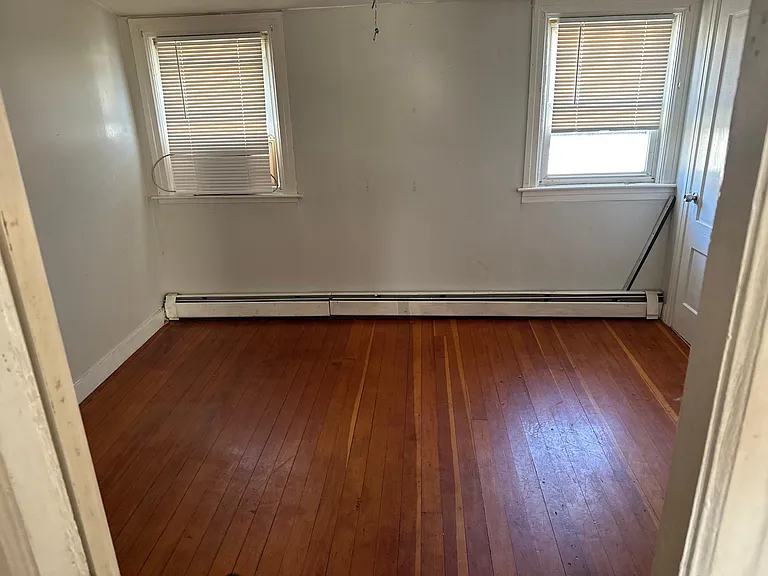 3 Osborn St #3 — Photo 1