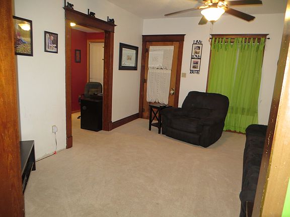3rd image of 408 2nd St SE