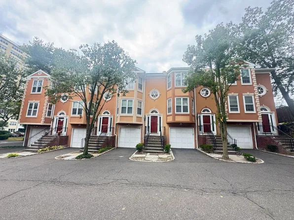 2675 Park Avenue #3, Bridgeport, CT 06604