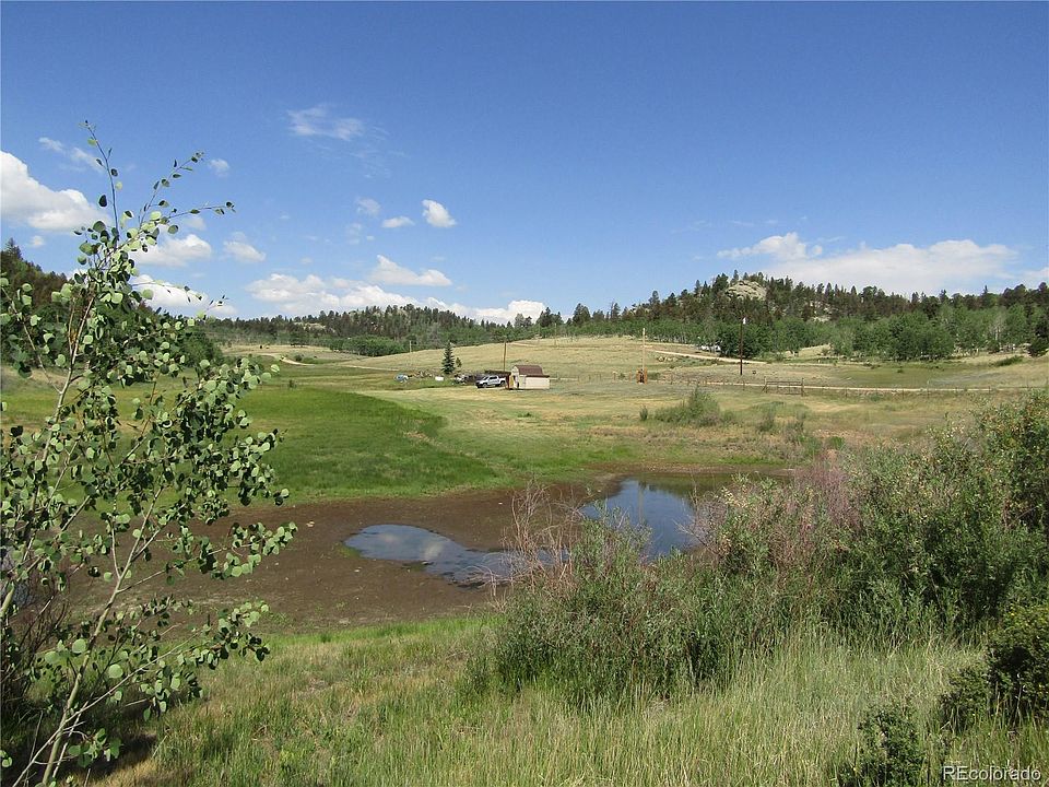 1st image of 964 Hidden Valley Dr