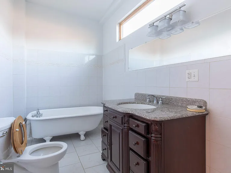 33 Randolph Pl NW — Photo 18