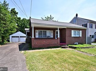 2112 Old Arch Rd, Norristown, PA 19401