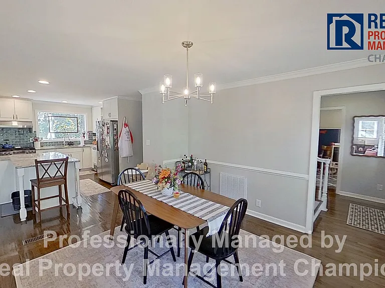 2206 Acacia Dr — Photo 5