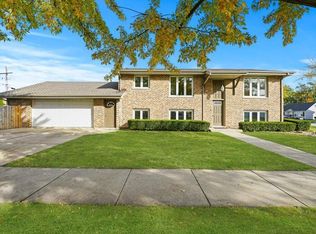 5752 W 88th St, Oak Lawn, IL 60453