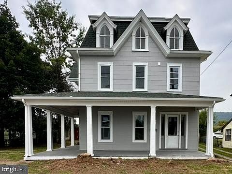 2nd image of 144 N Main St