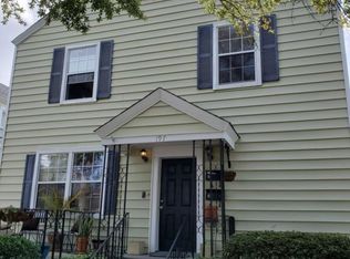 197 W Poplar St #B, Charleston, SC 29403