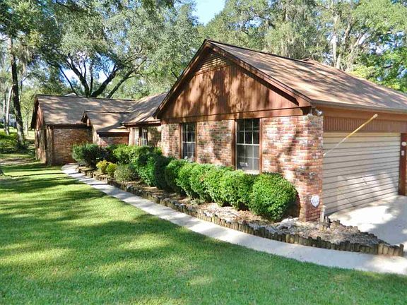 3rd image of 4033 Brandon Hill Dr