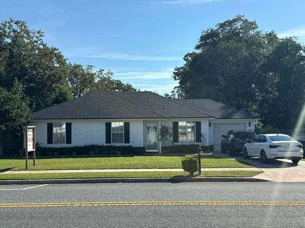345 N 6th St, Macclenny, FL 32063