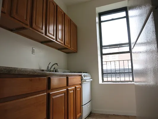 Rented by Mason Group LLC | media 42