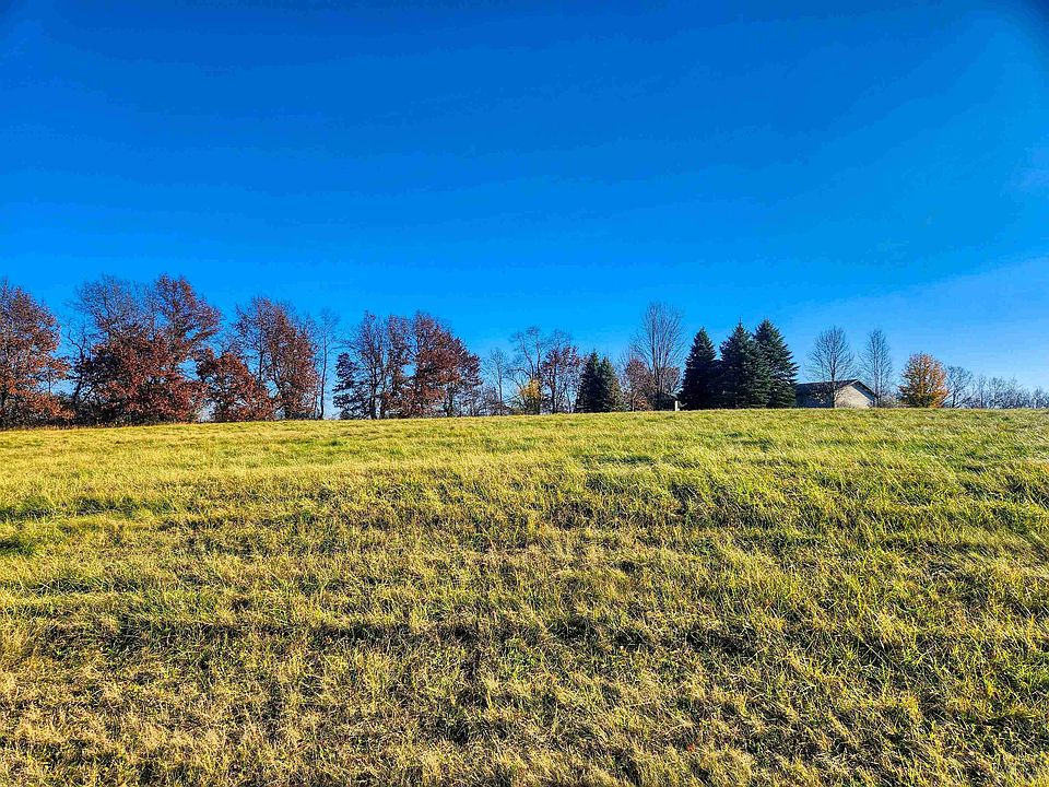 2nd image of 16-139 Stonehedge Dr