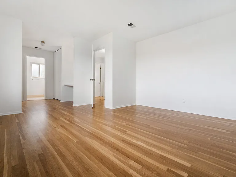 21 Windward Dr — Photo 10