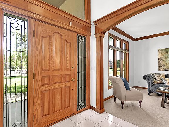 3rd image of 2315 Ashbury Close