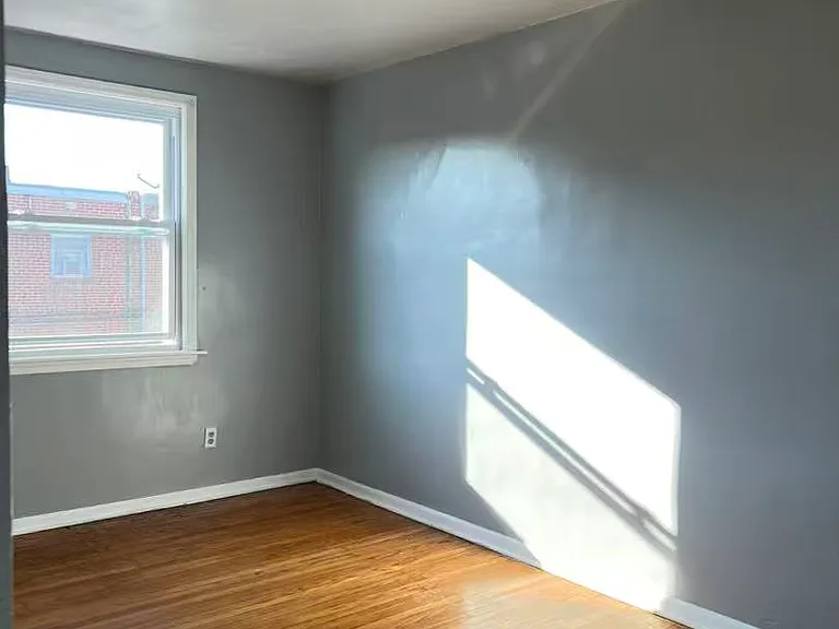 5844 Akron St — Photo 7