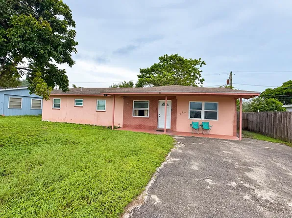 6733 MASSACHUSETTS Drive, Lake Worth, FL 33462