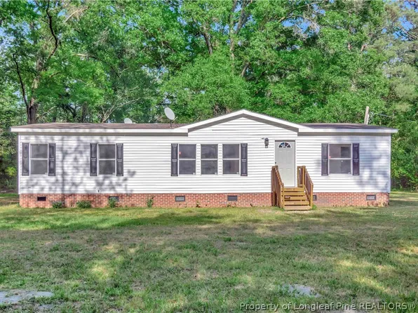 1234 Shaw Rd, Saint Pauls, NC 28384