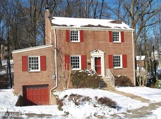 2664 N Upshur St, Arlington, VA 22207