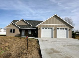900 7th Ave NW, Perham, MN 56573