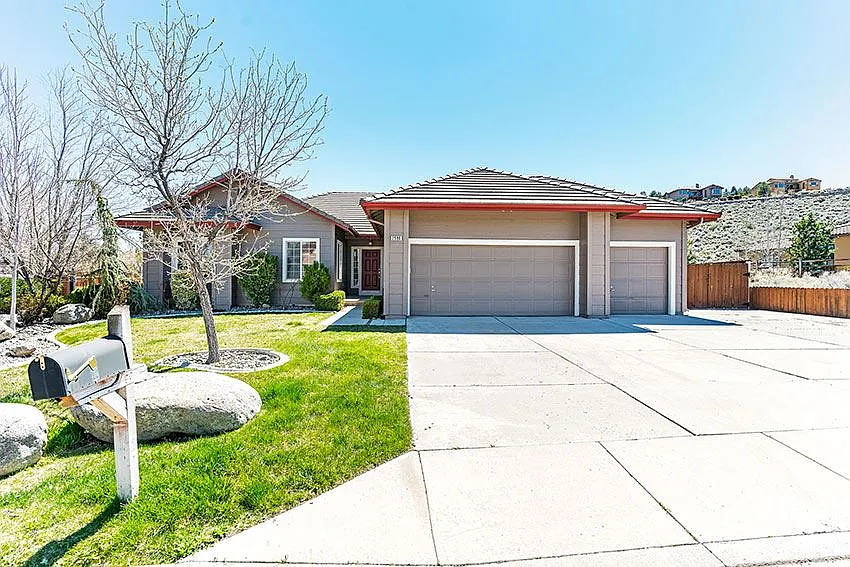 2590 Whistler Ridge Dr photo 1