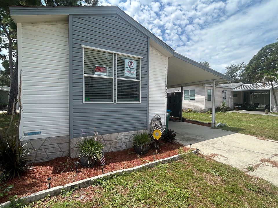 1st image of 2455 Merrman Dr
