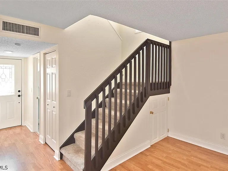 4295 Island Cir #2 — Photo 8