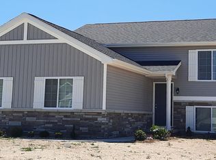 10177 California Rd, Bridgman, MI 49106