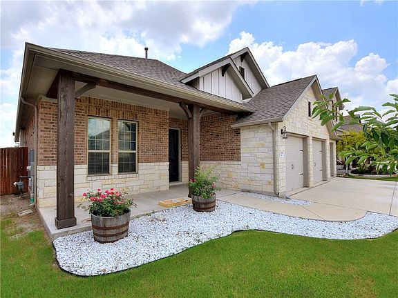 2nd image of 109 Nash Ln