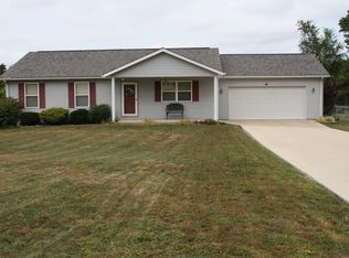 570 Brigetta Dr NE, Corydon, IN 47112