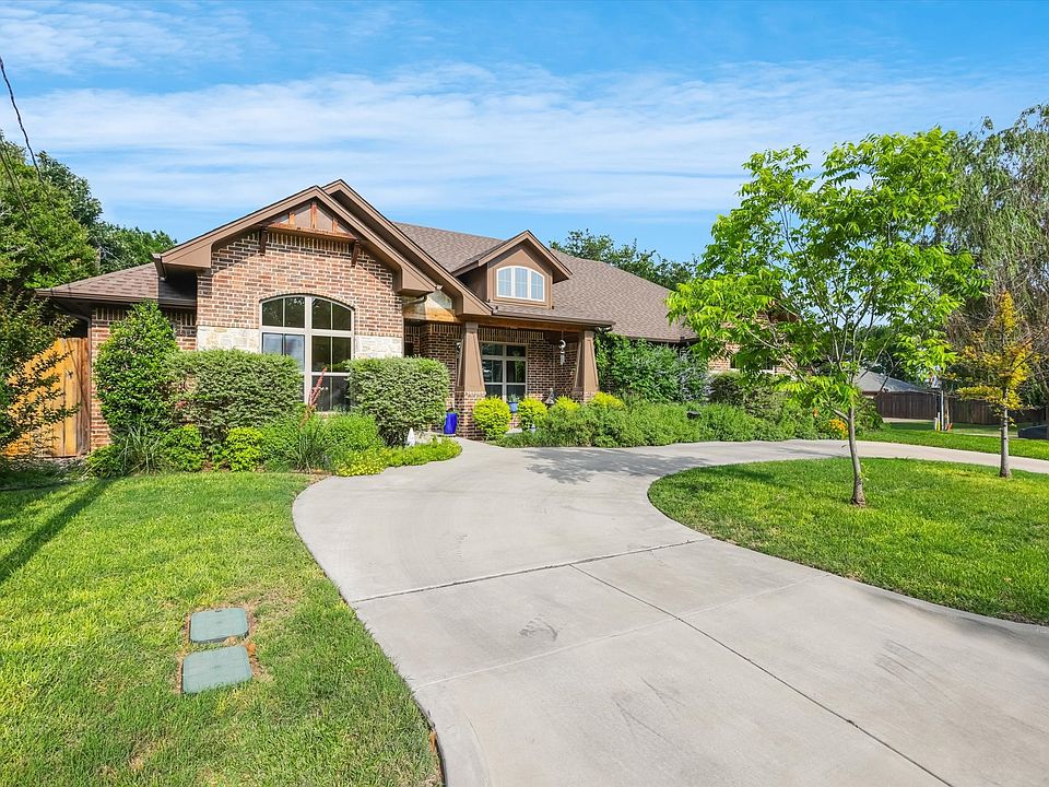 1st image of 3267 Marys Ln