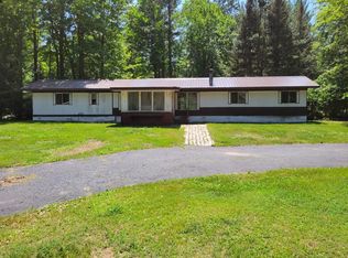 6095 River Rd, Eagle River, WI 54521