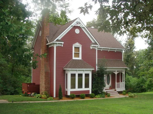 608 Willow Lk, Guntersville, AL 35976