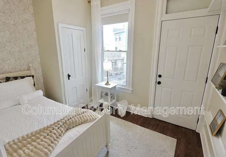11 Q St NE — Photo 39