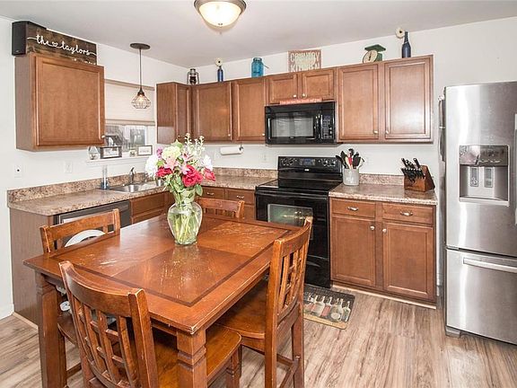 Eat in kitchen.