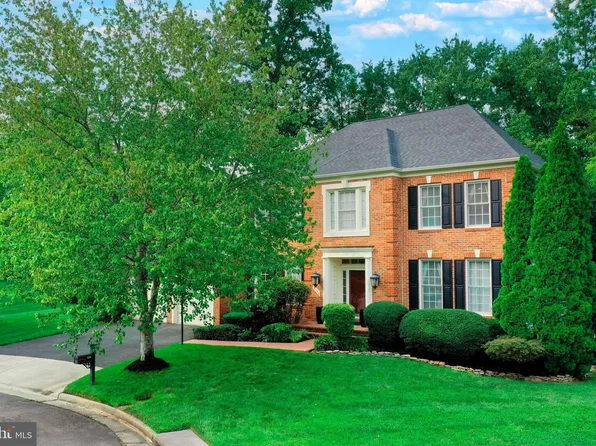5134 Gagne Ct, Fairfax, VA 22030