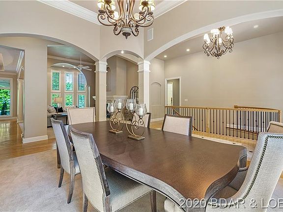 3rd image of 1057 Muirfield Dr