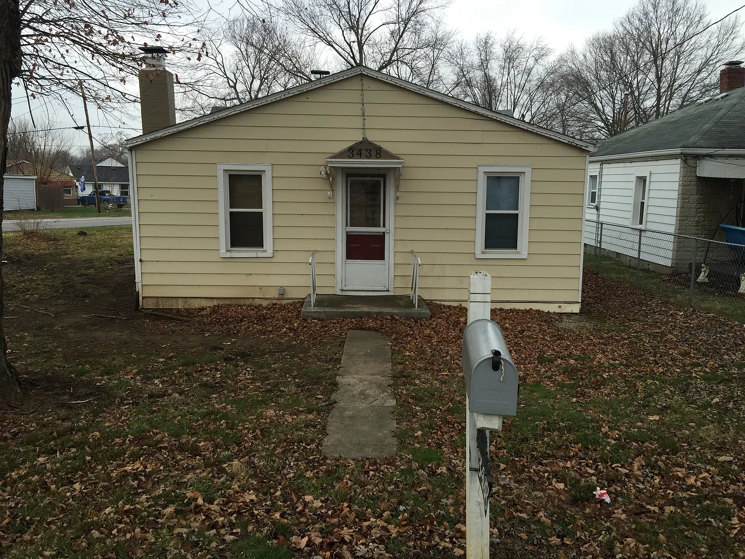 3438 S Mooresville Rd photo 1