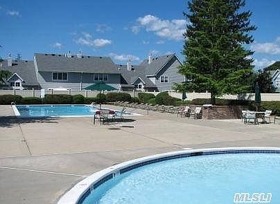 2nd image of 67 Broadlawn Dr