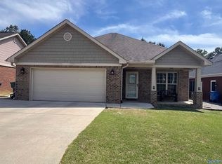 556 Fontana Pl SW, Hartselle, AL 35640