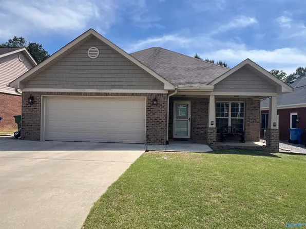 556 Fontana Pl SW, Hartselle, AL 35640