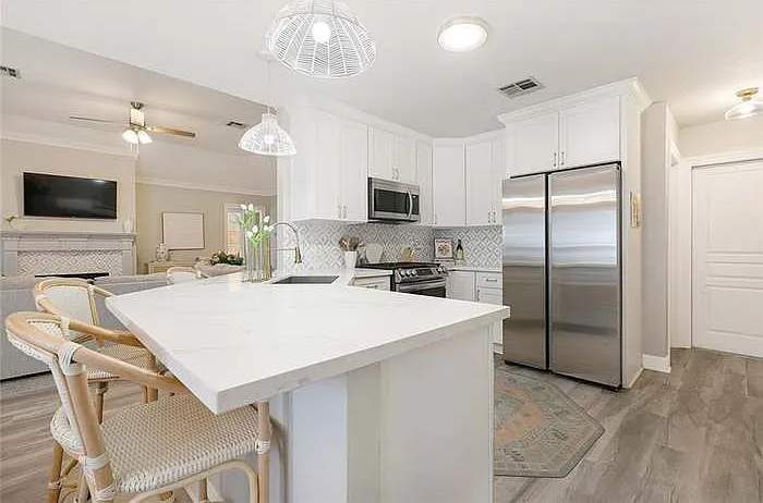 4 bed, 1837 sqft, $2,900 — Photo 4