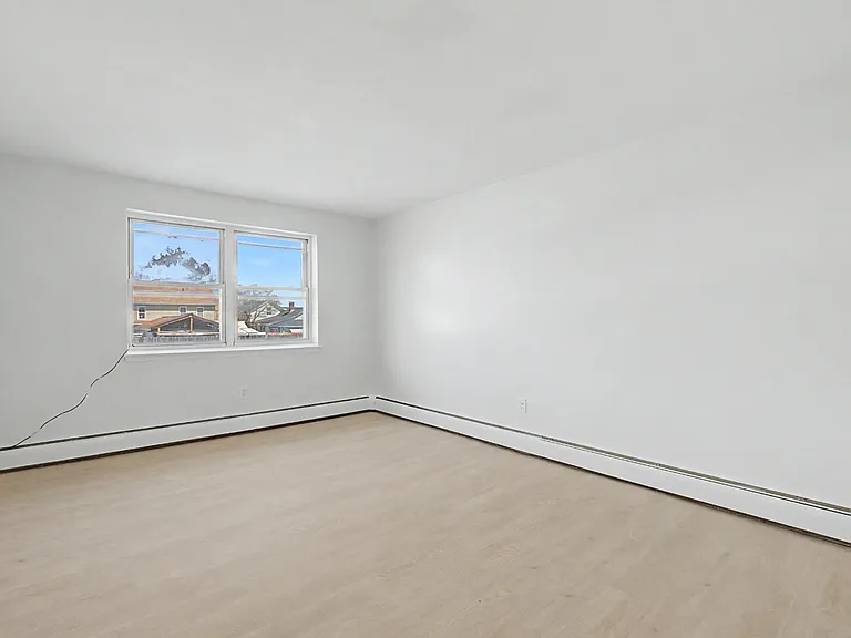 21A3B Spring St #B3 — Photo 15