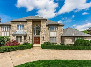 1420 Abbotsford Green Dr, Powell, OH